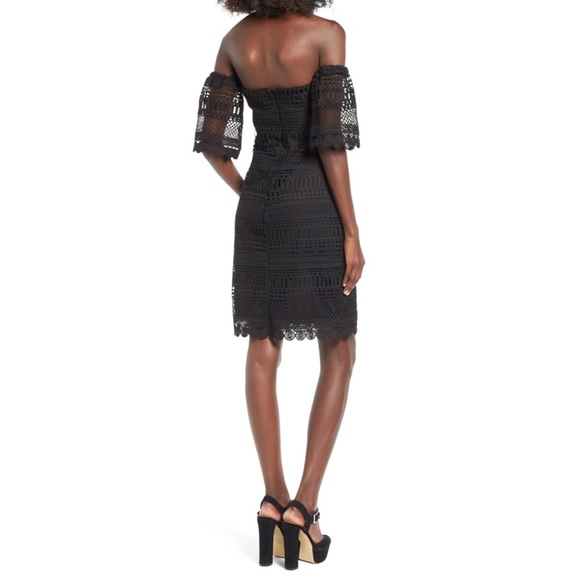 Leith Off the Shoulder Lace Dress - Picture 2 of 5